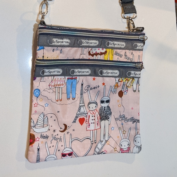 Lesportsac cross body bag - Picture 1 of 4